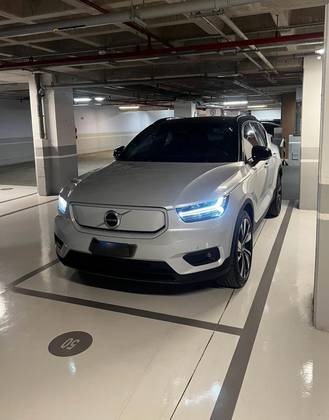 VOLVO XC40 P8 RECHARGE ELECTRIC BEV PURE AWD